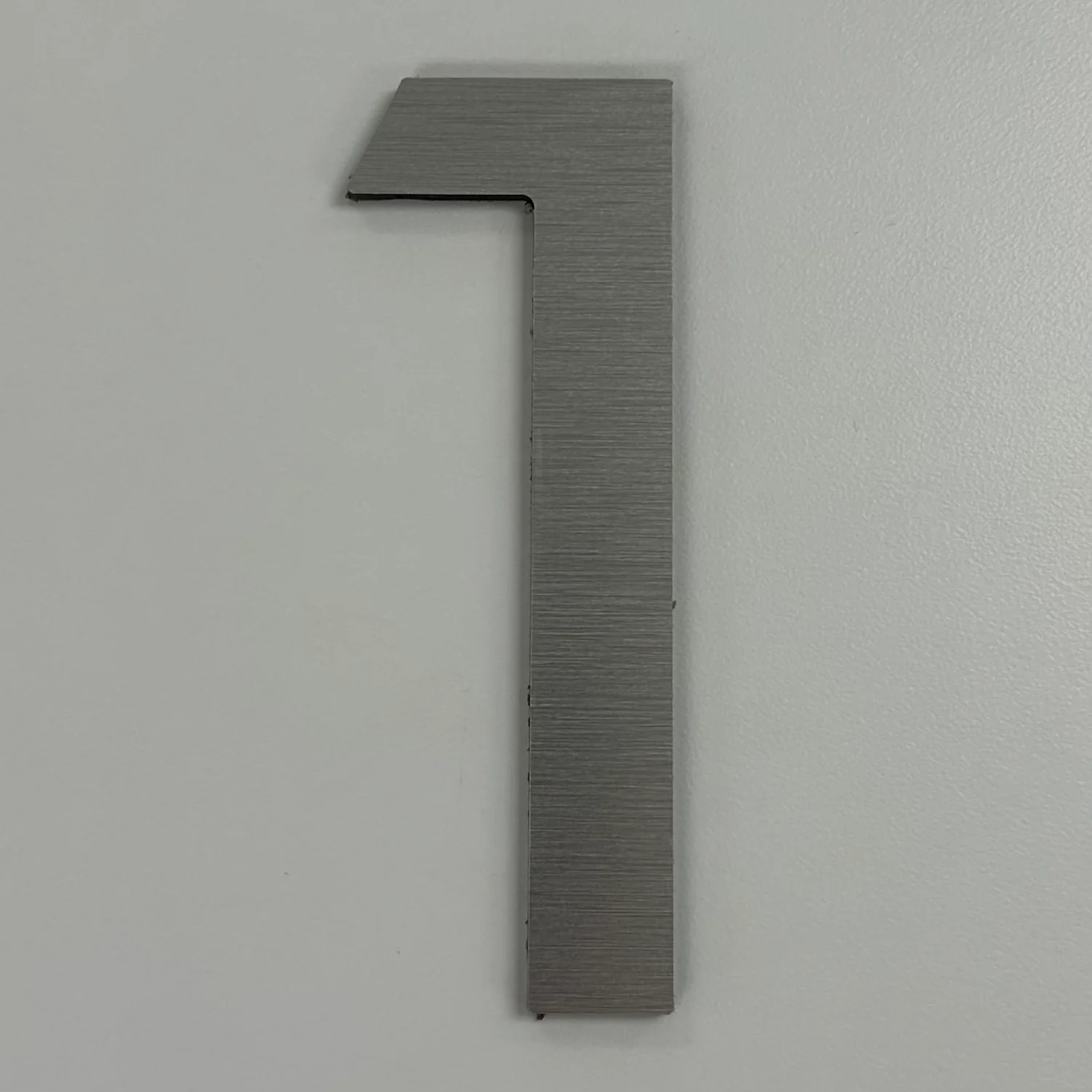Numéro civique autocollant - Nickel Brossé